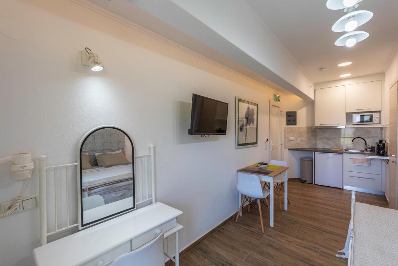 Olive Garden Villas And Apartments Chrysi Ammoudia Exterior photo