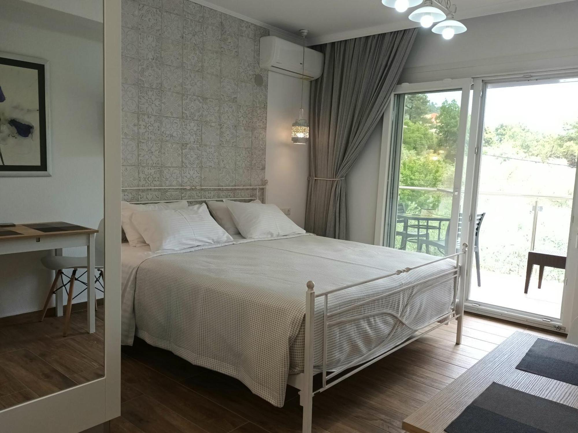 Olive Garden Villas And Apartments Chrysi Ammoudia Room photo