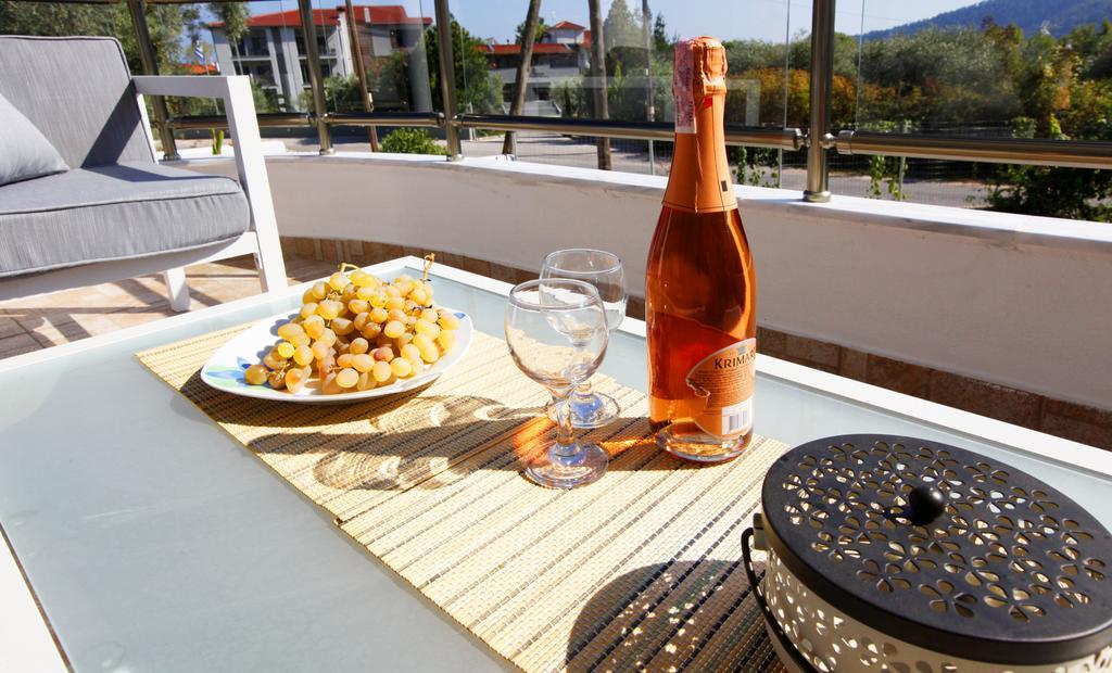Olive Garden Villas And Apartments Chrysi Ammoudia Exterior photo