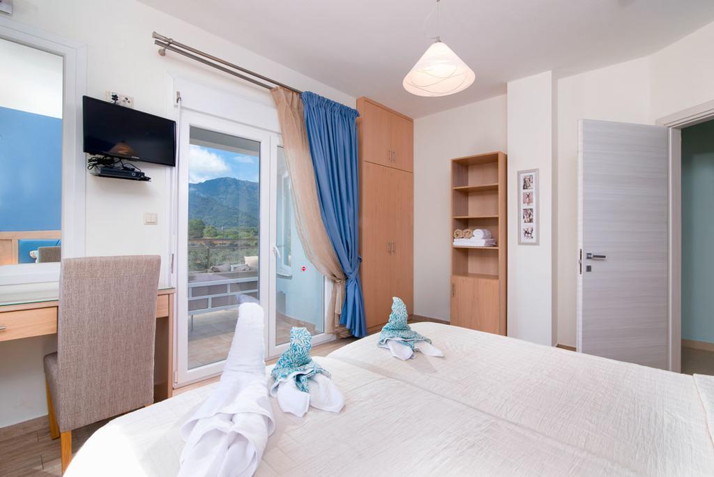 Olive Garden Villas And Apartments Chrysi Ammoudia Exterior photo